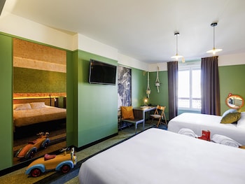 Standard Room, 2 Double Beds