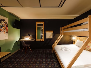 Standard Room, Multiple Beds