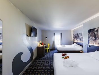 Standard Room, 2 Double Beds
