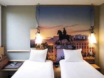Standard Room, 2 Twin Beds