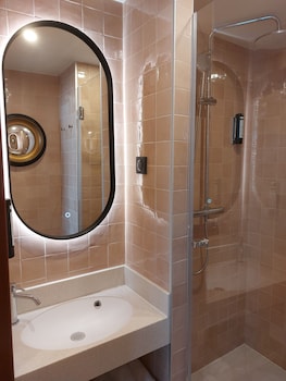 Comfort King or Twin Room