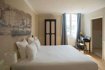 Family Room, Multiple Beds, Harbor View (with extra bed)