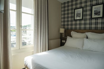 Standard Room, 1 Double Bed, Non Smoking (Small Room)