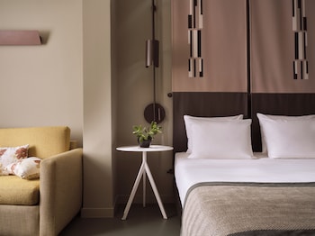 Junior Suite, City View
