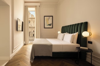 Deluxe Room, City View