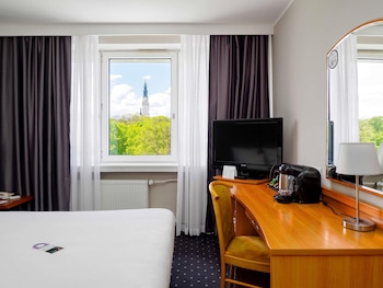 Superior Room, 1 Double Bed, Park View